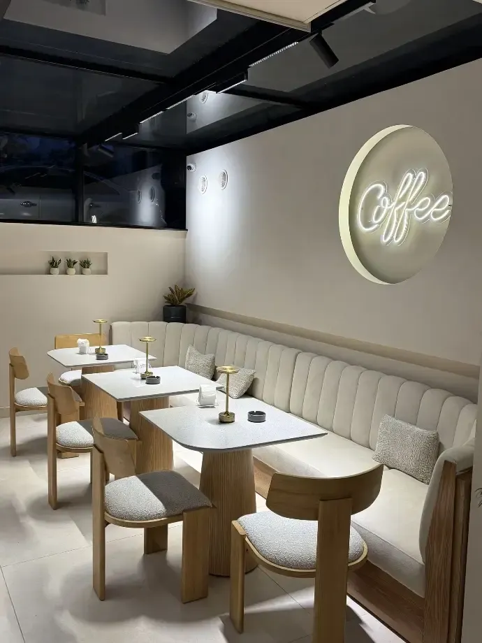 Flavora Café