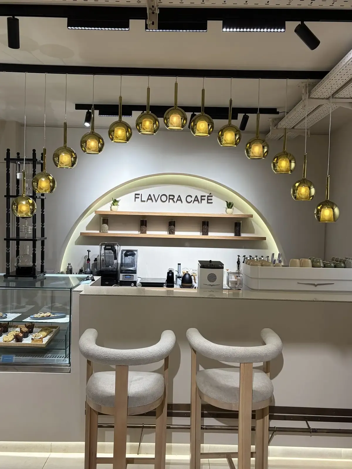 Flavora Café